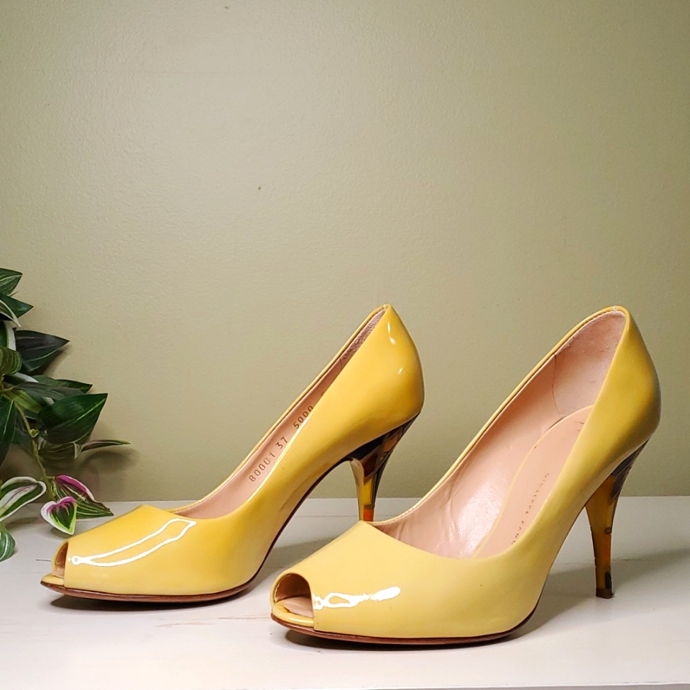 Giuseppi Zanotti | Yellow Patent Leather Peep-Toe Pumps With Mosaic Heel